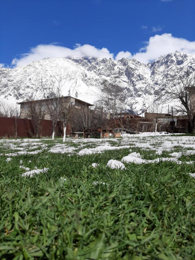 Kazbegi Green Yard Екстериор снимка