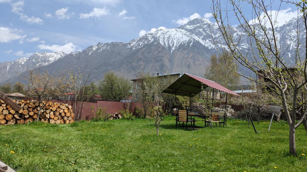 Kazbegi Green Yard Екстериор снимка