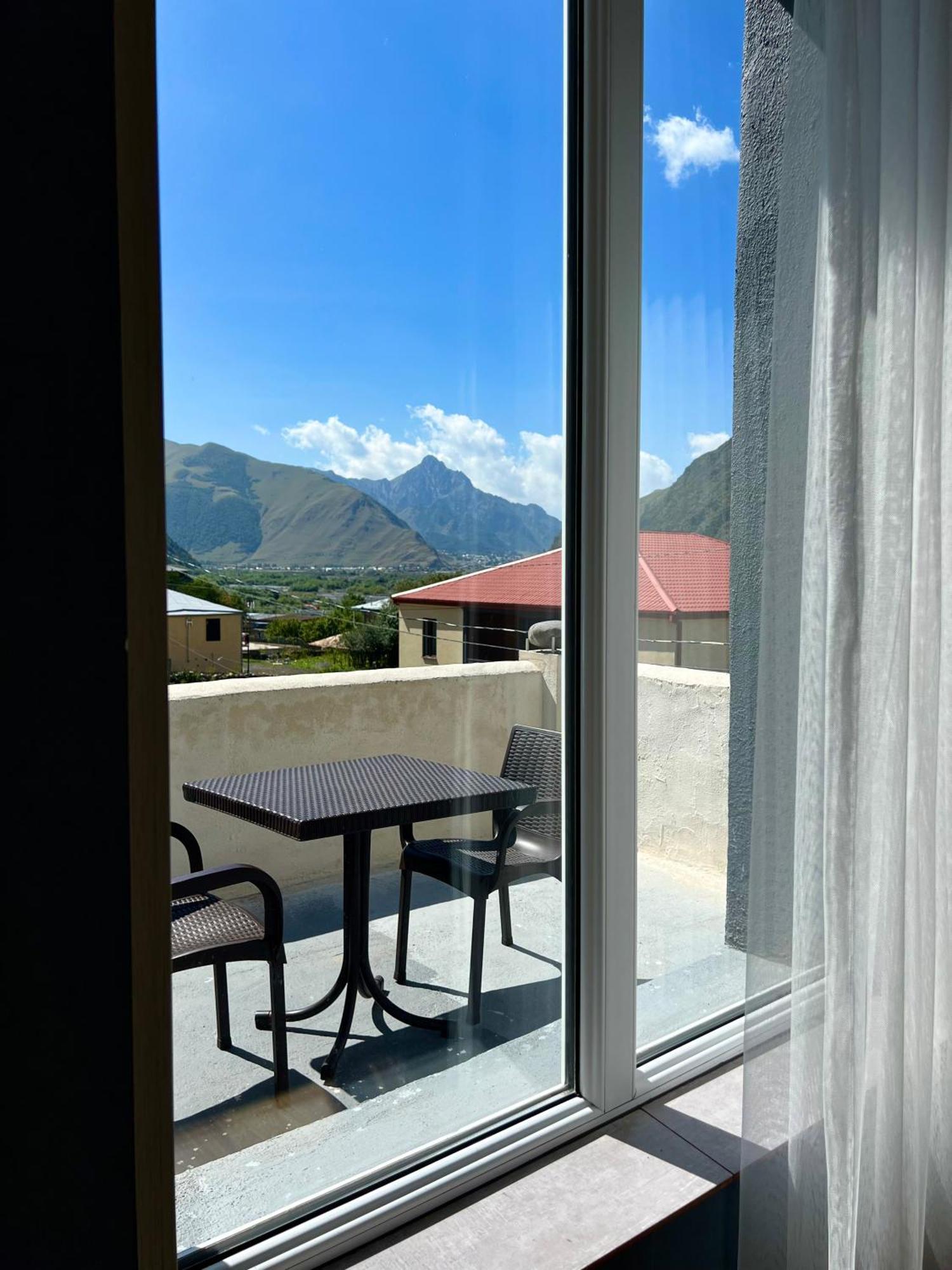 Kazbegi Green Yard Екстериор снимка