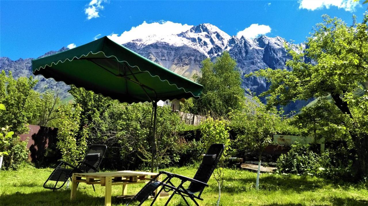 Kazbegi Green Yard Екстериор снимка